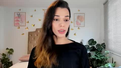 Anabella online show from February 2026 08:18:01 PM