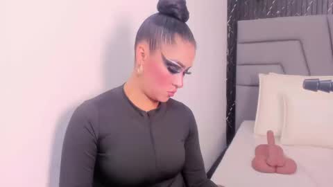 Snapshot of angie_will chatting on September 2025 03:56:02 PM A N G I E. online show from September 2025 03:56:02 PM