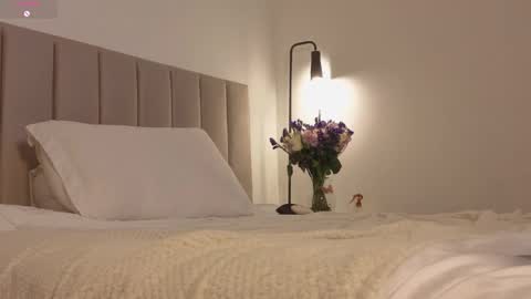 Angie online show from May 2026 10:50:03 PM