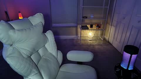 Angie Fae online show from April 2026 01:29:02 AM