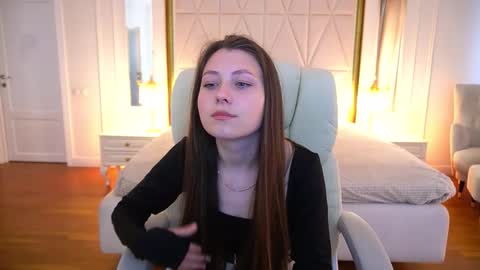 Snapshot of angieshyy chatting on May 2026 07:46:02 AM Anny online show from May 2026 07:46:02 AM