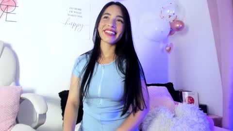 Snapshot of angiiebylpz chatting on December 2025 11:58:01 PM violeth lopez online show from December 2025 11:58:01 PM
