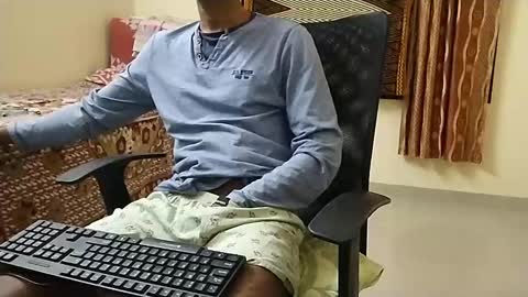 Snapshot of angryagent198 chatting on February 2025 03:00:01 PM Tutu22 online show from February 2025 03:00:01 PM