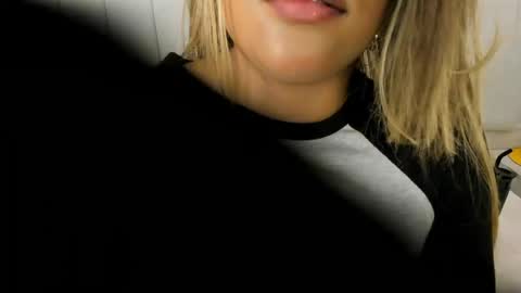  ANGUEL JONES  online show from May 2026 04:52:01 AM