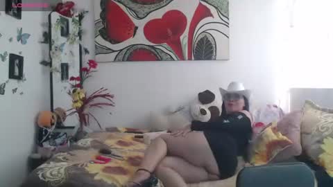 Anii Mantilla online show from June 2026 08:41:01 PM