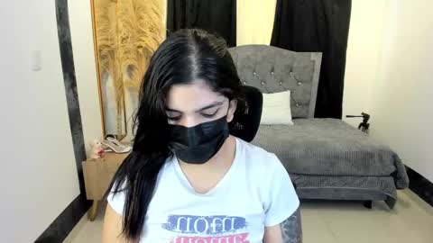 Snapshot of aniisaalii chatting on February 2026 01:38:01 PM Anissa online show from February 2026 01:38:01 PM