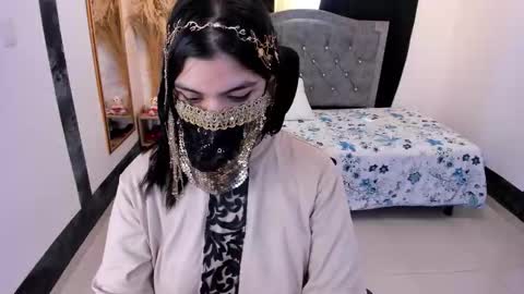 Snapshot of aniisaalii chatting on February 2026 03:40:02 PM Anissa online show from February 2026 03:40:02 PM