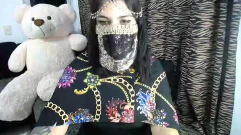 Snapshot of aniisaalii chatting on February 2026 03:29:02 AM Anissa online show from February 2026 03:29:02 AM