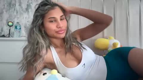 anisha online show from March 2026 09:56:02 AM