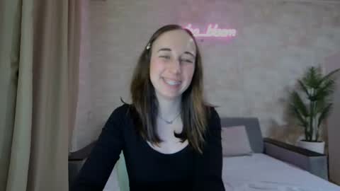 Snapshot of anikabloom chatting on February 2025 02:33:01 AM anikabloom online show from February 2025 02:33:01 AM