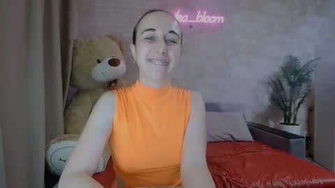 Snapshot of anikabloom chatting on March 2025 11:49:01 PM anikabloom online show from March 2025 11:49:01 PM