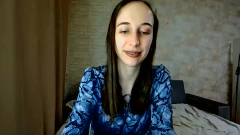 anikabloom online show from May 2026 09:23:02 PM