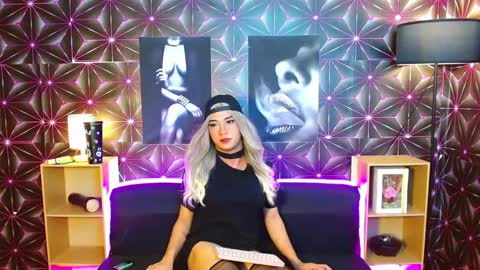 Snapshot of anikaportuna chatting on February 2025 03:17:02 PM Anika online show from February 2025 03:17:02 PM