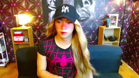 Snapshot of anikaportuna chatting on February 2025 12:52:02 AM Anika online show from February 2025 12:52:02 AM