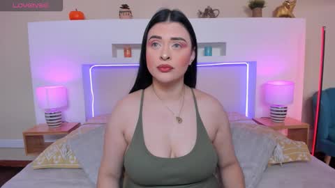 Snapshot of anikaromanof chatting on February 2026 11:35:02 AM Anika Romano online show from February 2026 11:35:02 AM