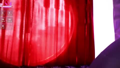 Lauren Anika online show from September 2025 01:05:01 PM