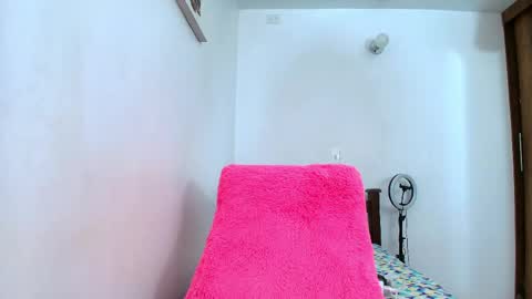 ana independent model online show from May 2026 05:47:02 AM