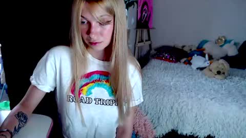 anita_moon_ online show from July 2026 02:13:01 PM