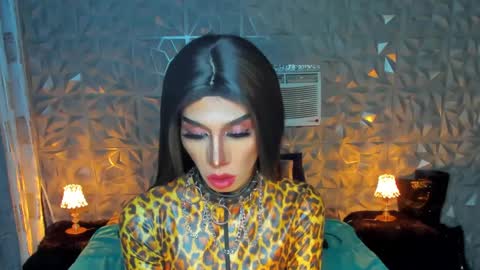 Snapshot of anitacruisze chatting on February 2025 05:18:02 PM Miss Ann online show from February 2025 05:18:02 PM