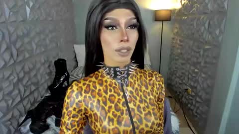 Snapshot of anitacruisze chatting on March 2025 04:03:02 AM Miss Ann online show from March 2025 04:03:02 AM