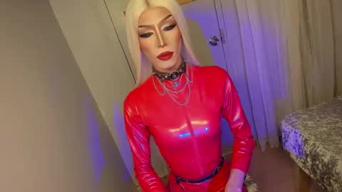 Snapshot of anitacruisze chatting on September 2025 06:29:01 PM Miss Ann online show from September 2025 06:29:01 PM