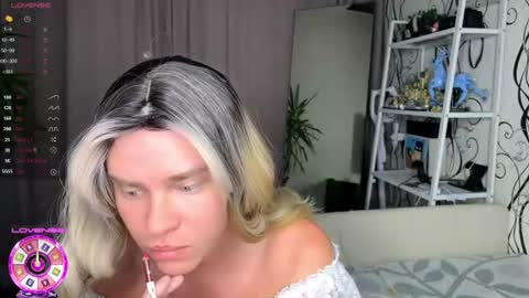 anjalin_sososok online show from July 2026 02:02:01 AM