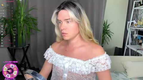 anjalin_sososok online show from July 2026 02:49:02 AM