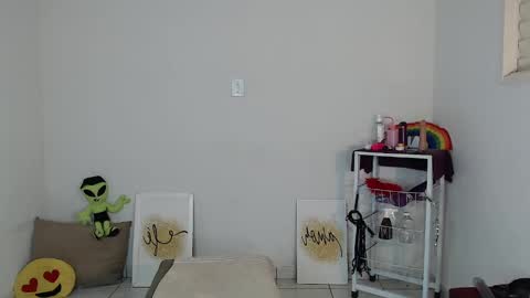 Snapshot of anjinhama chatting on October 2025 07:47:02 PM Hello My name is NaiaraPv is OPEN online show from October 2025 07:47:02 PM