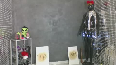 Hello My name is NaiaraPv is OPEN online show from May 2026 10:16:02 PM
