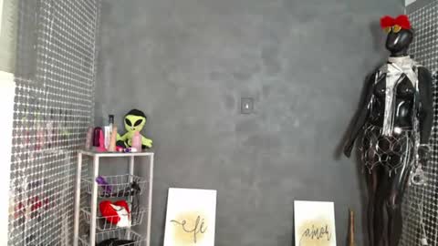 Hello My name is NaiaraPv is OPEN online show from June 2026 10:03:02 AM