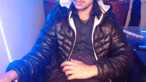 Snapshot of anjonoturno01 chatting on October 2025 03:04:01 AM anjonoturno01 online show from October 2025 03:04:01 AM