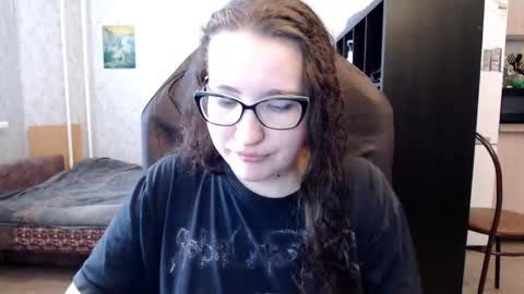 Snapshot of ankey_rayah chatting on November 2025 06:44:01 AM Nameless online show from November 2025 06:44:01 AM