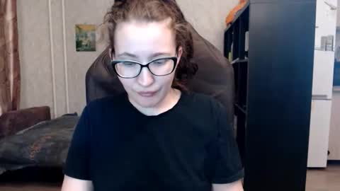 Snapshot of ankey_rayah chatting on December 2025 08:25:01 PM Nameless online show from December 2025 08:25:01 PM