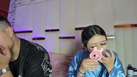 Snapshot of anlleloandangela chatting on May 2026 05:21:02 PM ANGEL AND TEFY online show from May 2026 05:21:02 PM
