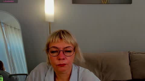 ann_annise online show from March 2026 10:04:01 AM