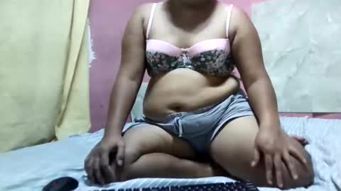 Snapshot of ann_rose2025 chatting on October 2025 10:38:02 AM ann_rose2025 online show from October 2025 10:38:02 AM