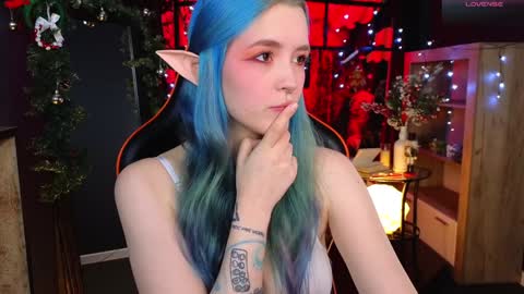 Violett online show from December 2024 04:43:01 PM