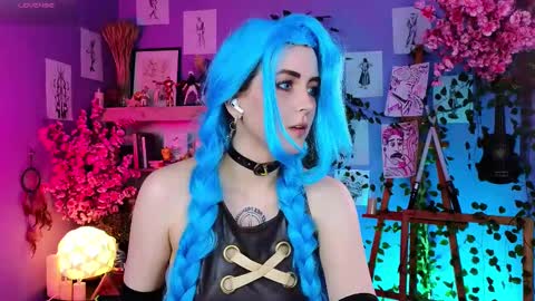 Violett online show from February 2025 04:57:01 PM