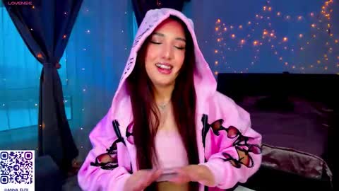 anna_elfiii online show from February 2026 02:33:01 PM