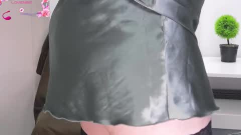 Anna online show from November 2025 07:01:01 AM