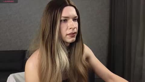 Snapshot of anna_inheart chatting on January 2026 07:11:01 PM Anna online show from January 2026 07:11:01 PM