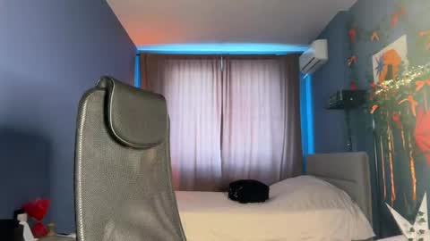 Snapshot of anna_kare chatting on May 2026 11:48:02 AM Anna online show from May 2026 11:48:02 AM