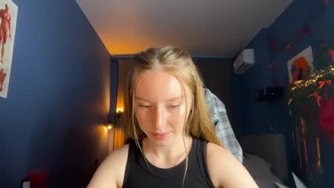Snapshot of anna_kare chatting on May 2026 11:38:01 AM Anna online show from May 2026 11:38:01 AM