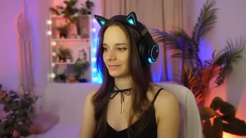 Snapshot of anna_leah_ chatting on July 2026 06:27:02 PM x Anna Leah x online show from July 2026 06:27:02 PM
