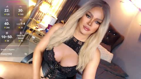 Miss Anna online show from May 2026 01:01:01 AM