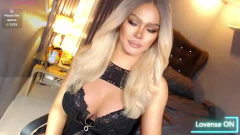 Miss Anna online show from June 2026 11:46:01 PM