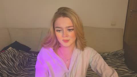 Anna online show from February 2026 06:28:02 PM