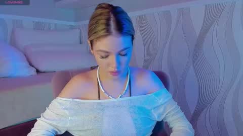 Anna online show from February 2025 01:33:01 AM