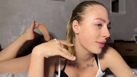Anna  fansly anna sssweety online show from December 2024 02:59:01 PM