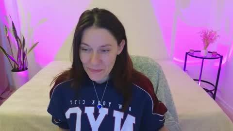 annaabels online show from November 2025 06:38:02 AM